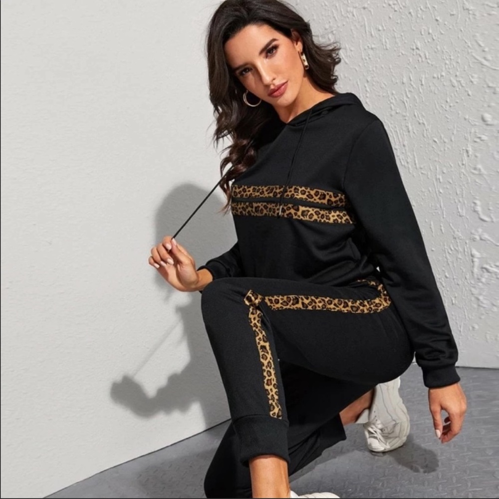 Animal print jogger set